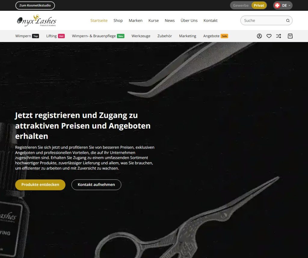 Startseite von onyx-lashes.ch mit Hero-Slider